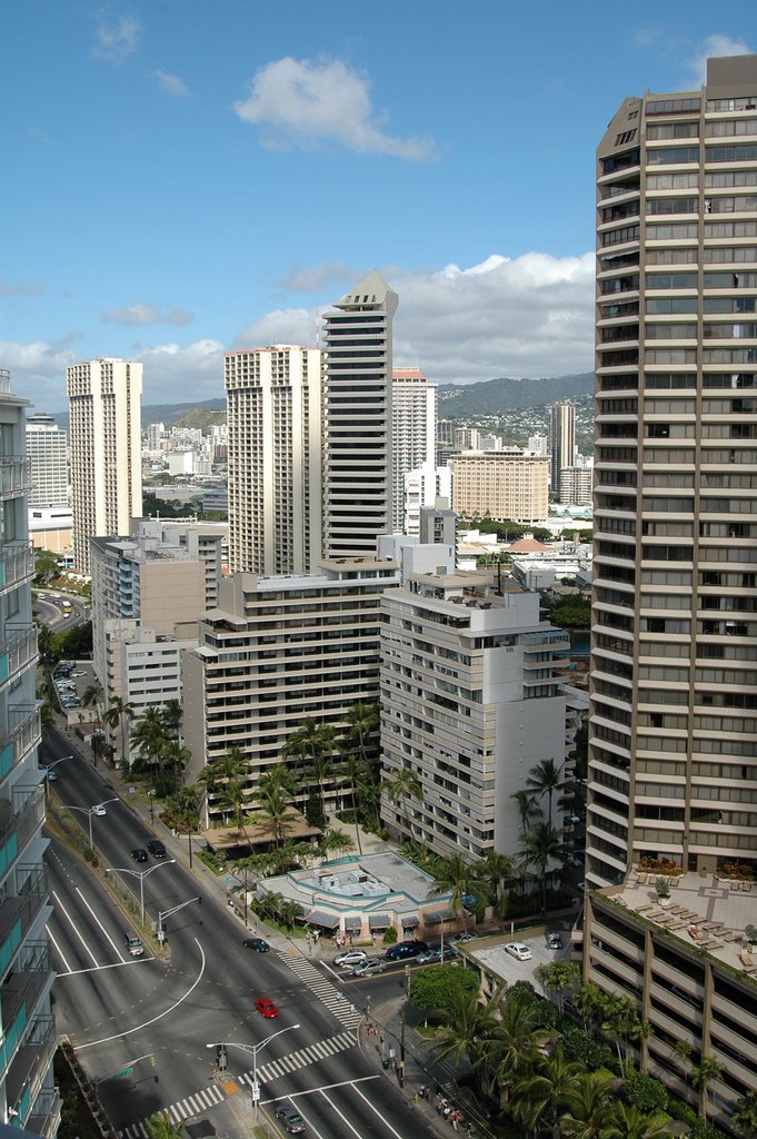 IIikai, Honolulu, Hawaii by Graham Coates