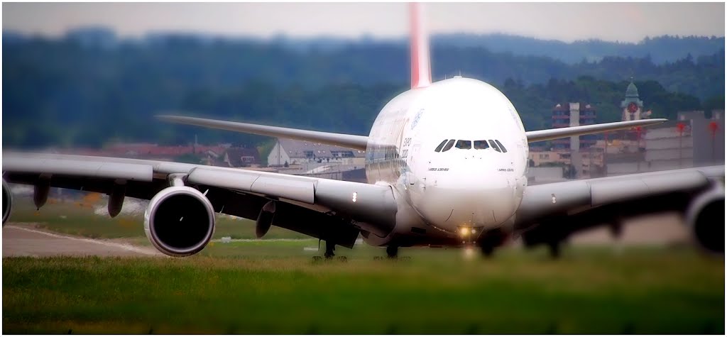 LSZH Crosswind Landings Ostkonzept Westwind Flughafen Zürich 14.05.2015 by bruno lauper