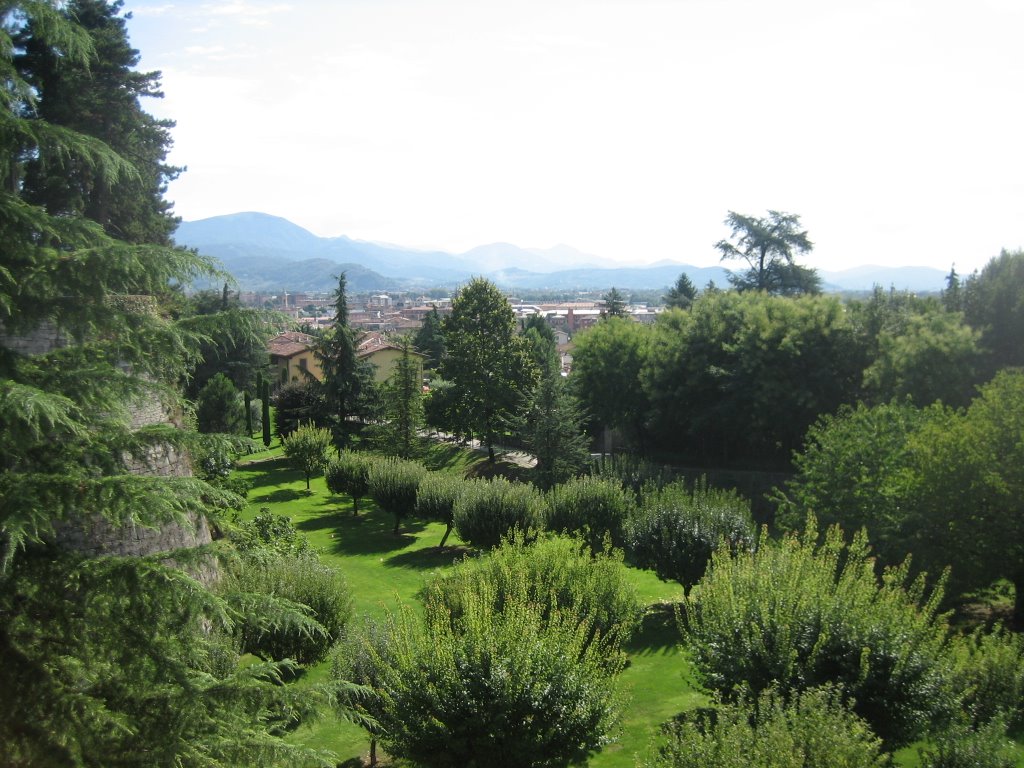 Bergamo, Province of Bergamo, Italy by Rafael Latorre