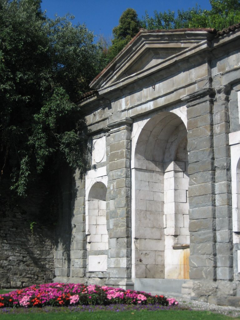 Città Alta, Bergamo BG, Italy by Rafael Latorre