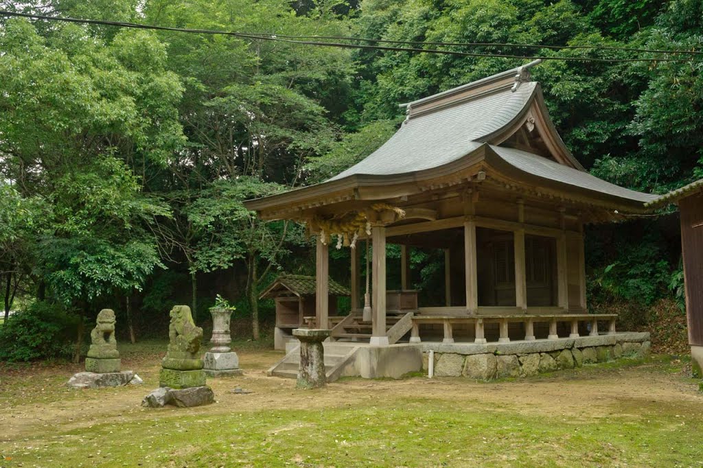 若宮神社 by 石津安信