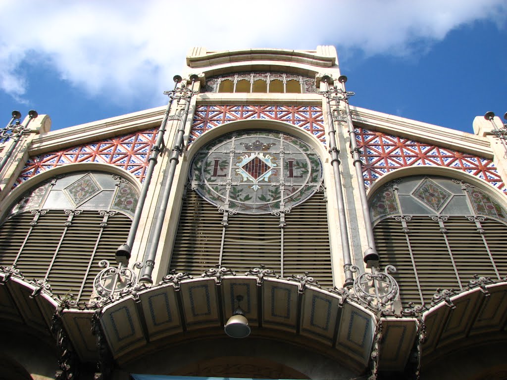 Fachada Mercado Central, Valencia by Francisco García Loy…