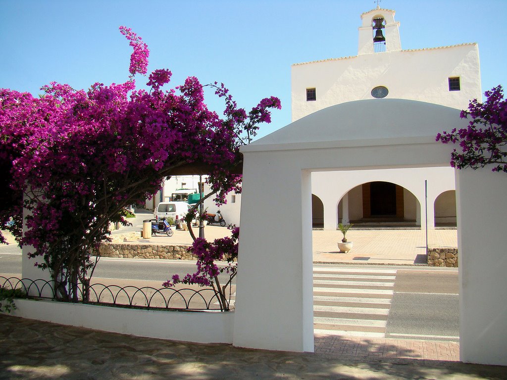 2008.07. - San Josep Ibiza, the background of the St. Joseph church in the 18th century - Ibiza San Josep, háttérben a szent József templom a 18. századból by Farsang Péter