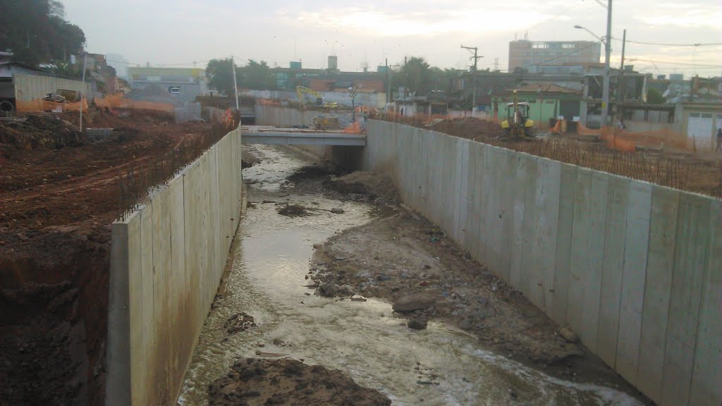 Av. Luiz Gushiken (fase de construção) by Marcelo Pitanga Sara…