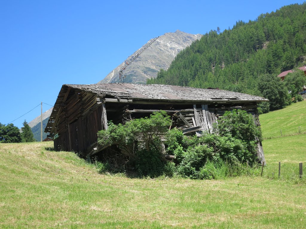 FOTOGALERIE ROLF ZIMS: 2015, Österreich, Tirol, Ötztal, Burgstein, alter Heustadel by Fotogalerie-Rolf-Zim…