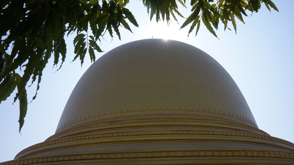 The Kaunghmudaw Pagoda in Sagaing, Burma by looser oswald