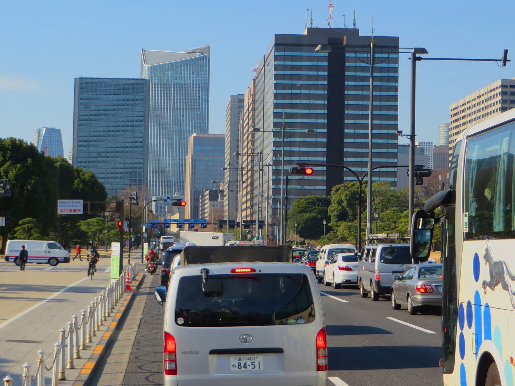 2 Kōkyogaien, Chiyoda-ku, Tōkyō-to 100-0002, Japan by Dần Lê