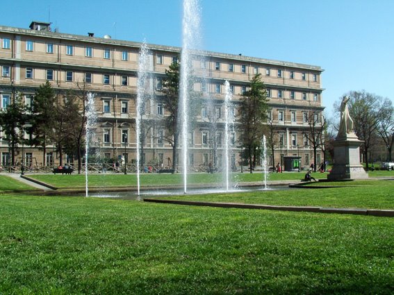 Ospedale San Giovanni (Vecchio) visto dai Giardini Balbo by Shinemy