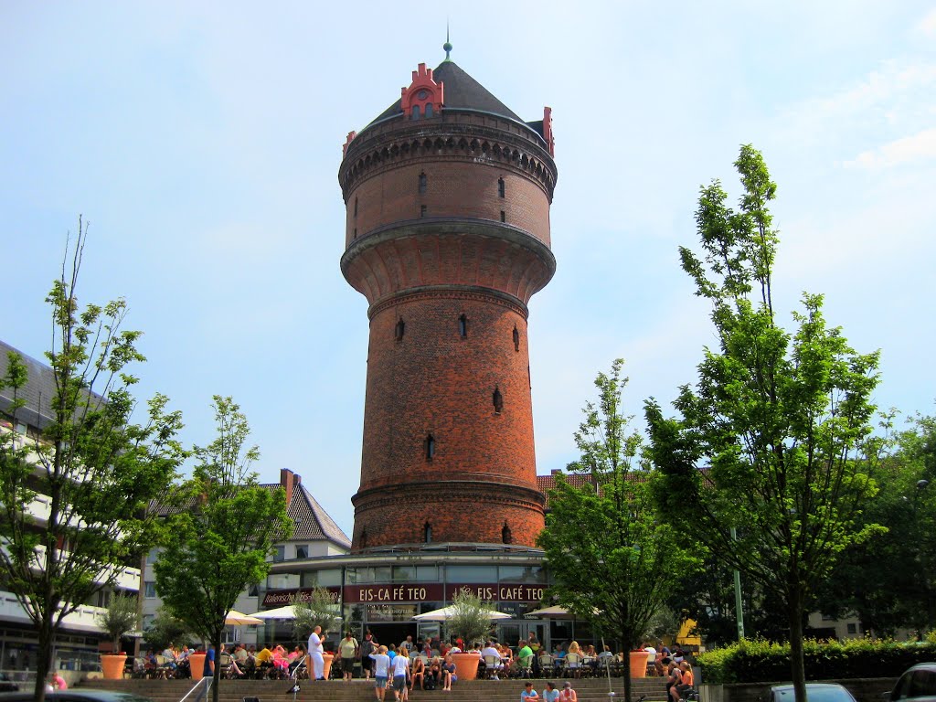 Das Eiscafé Teo im Wasserturm Bremerhaven-Geestemünde by Dominic Techau