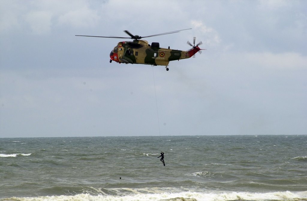 KOKSIJDE sauvetage en mer by Dutrieux Francis