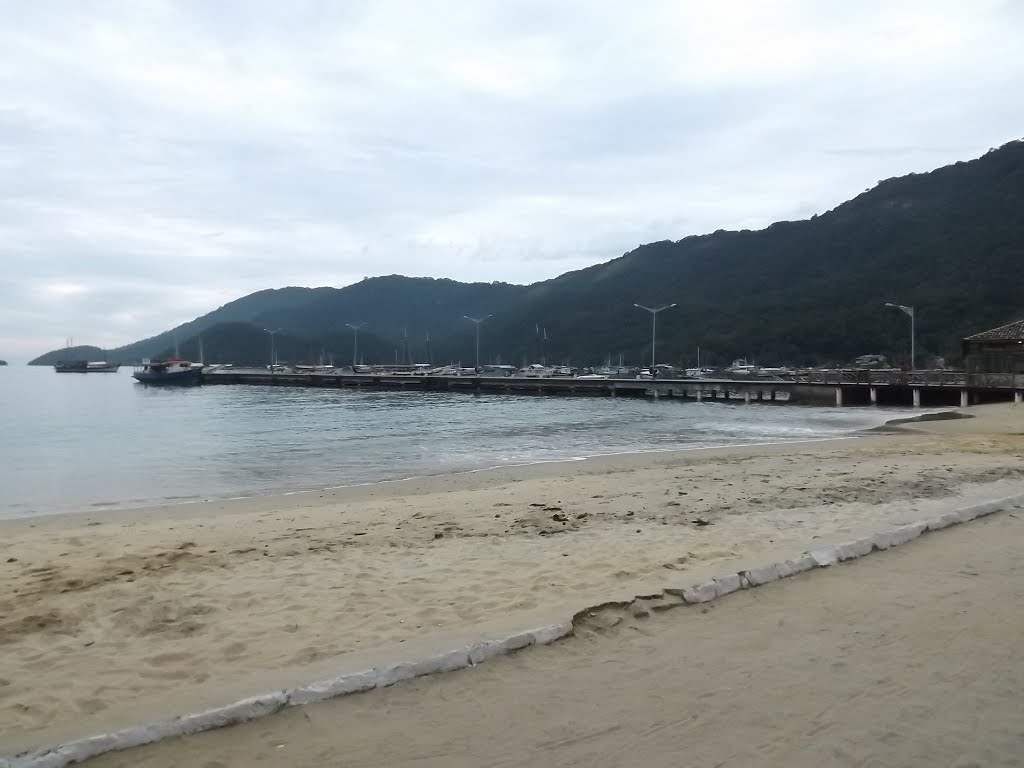 Vila do Abraão, Angra dos Reis - State of Rio de Janeiro, Brazil by rafaccarvalho