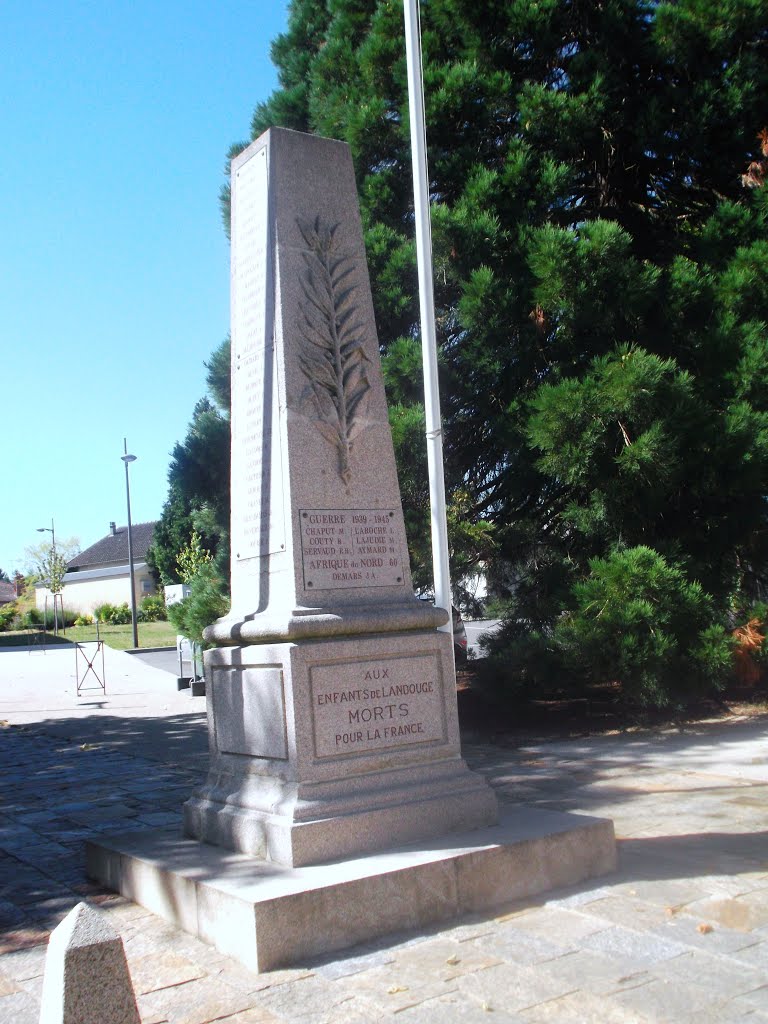 87-Limoges Landouge monument aux morts by JF Jefrpy