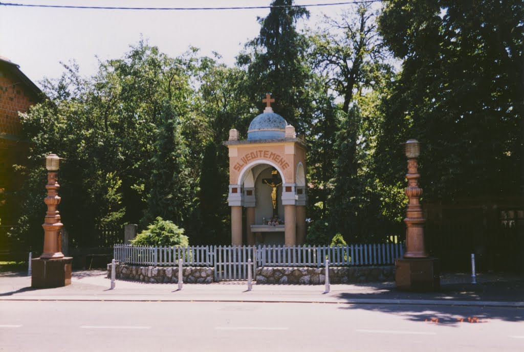 Kapelica u Hrašću, Zagreb by Milan Kušnjačić