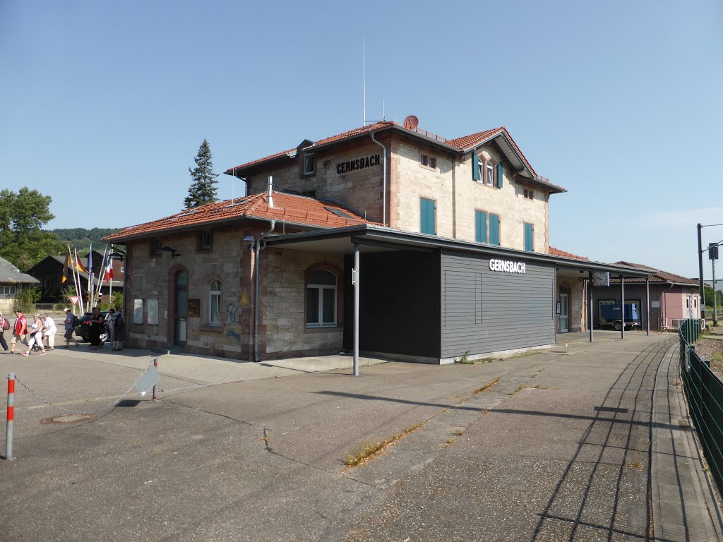 DB Bahnstation Gernsbach by Fredy Kim