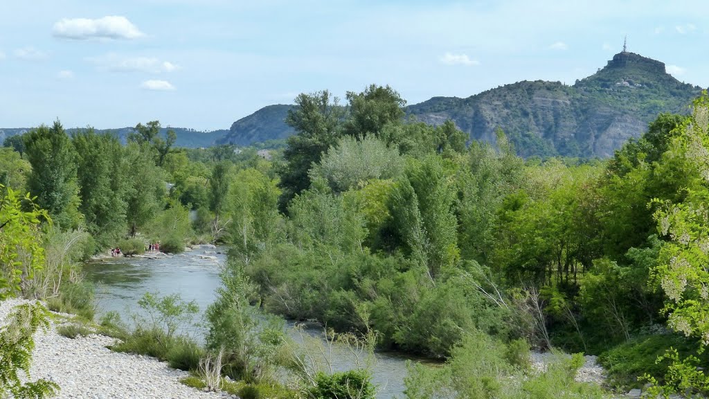 Labeaume - La Beaume et le mont Sampzon by epaulard59