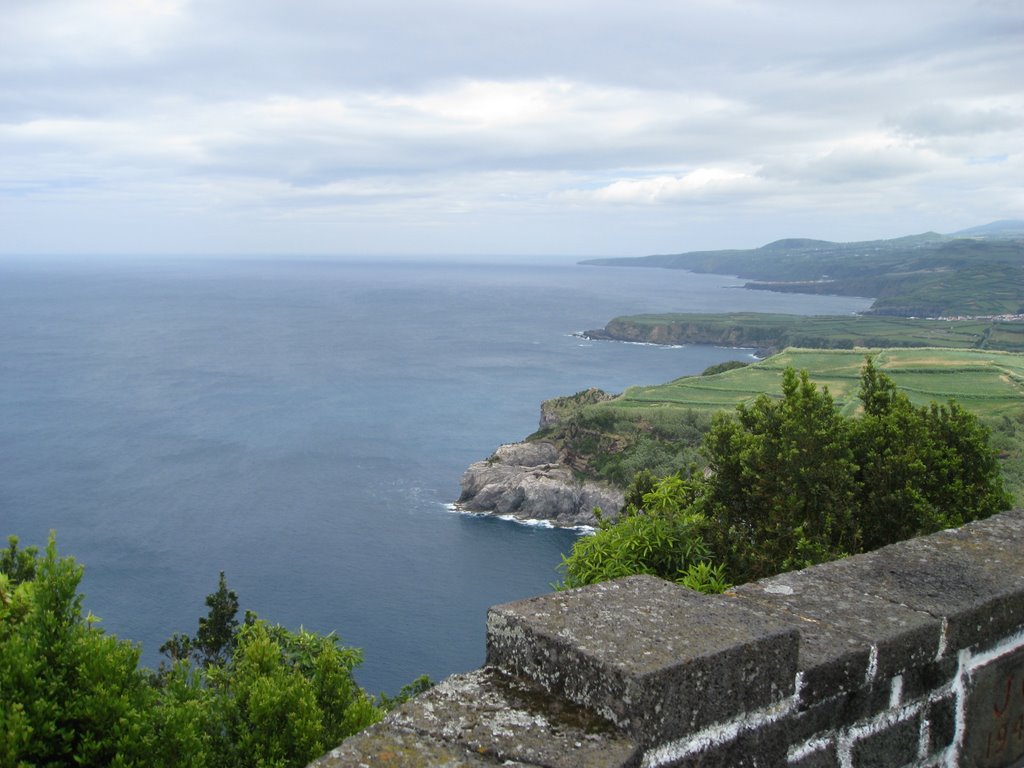 Miradouro Santa Iria, São Miguel, Azores by Eduardo Manchon