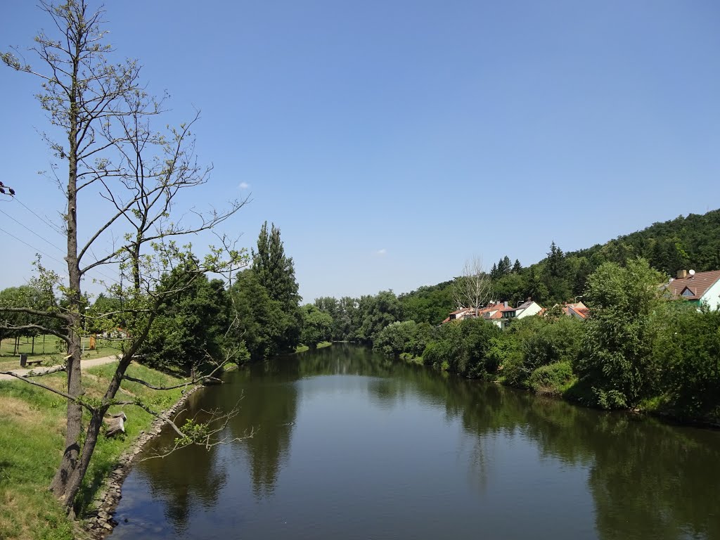 Řeka Svratka, Brno-Bystrc, Česká republika, Czechia by Petr Sojka