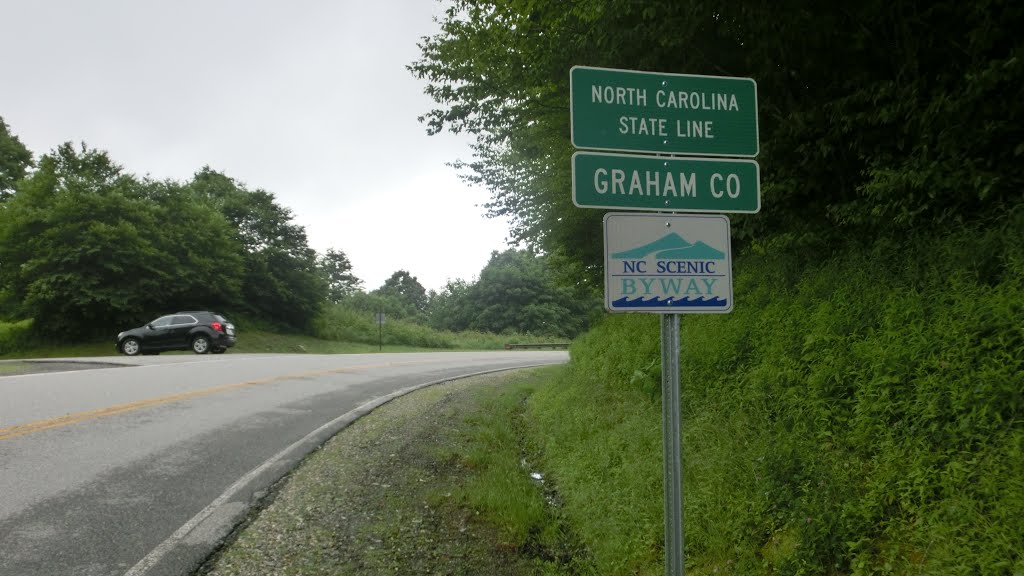 Cherohala Skyway Stateline: NC by AGW