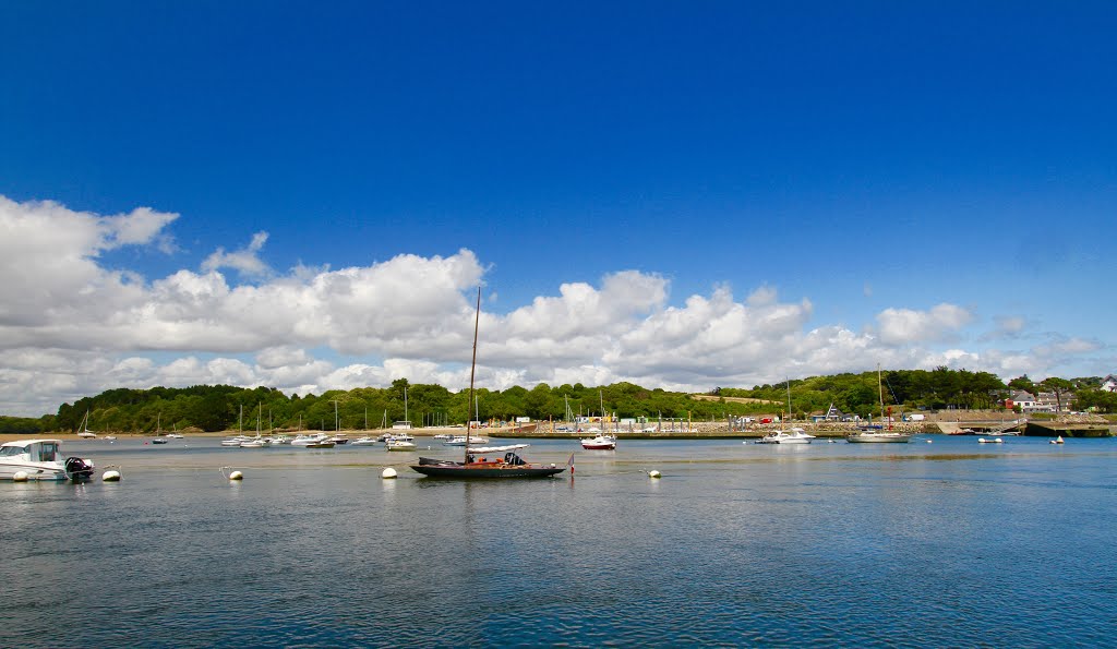 Le Pouldu Vue sur nouveau Port de Plaisance de Guidel-Plages by lionel dupin