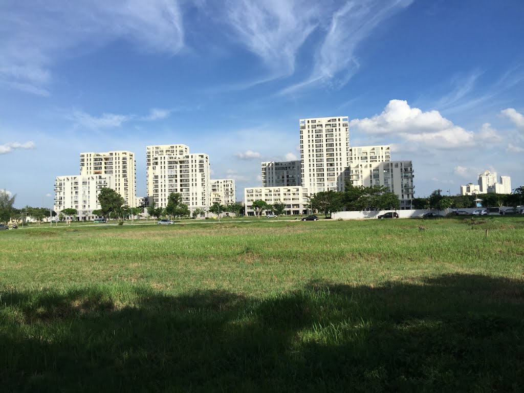 Tân Phú, Quận 7, Hồ Chí Minh, Vietnam by kacper sawicz