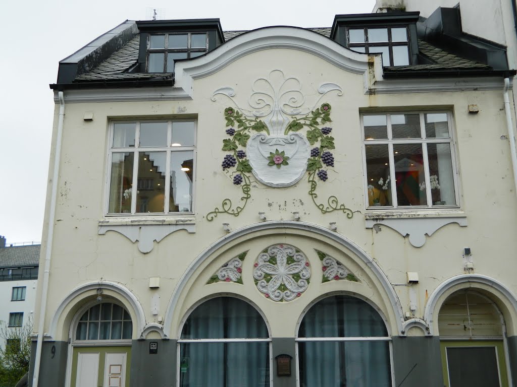 Ålesund, Buildings&Streets, .10 by Emel Yamanturk