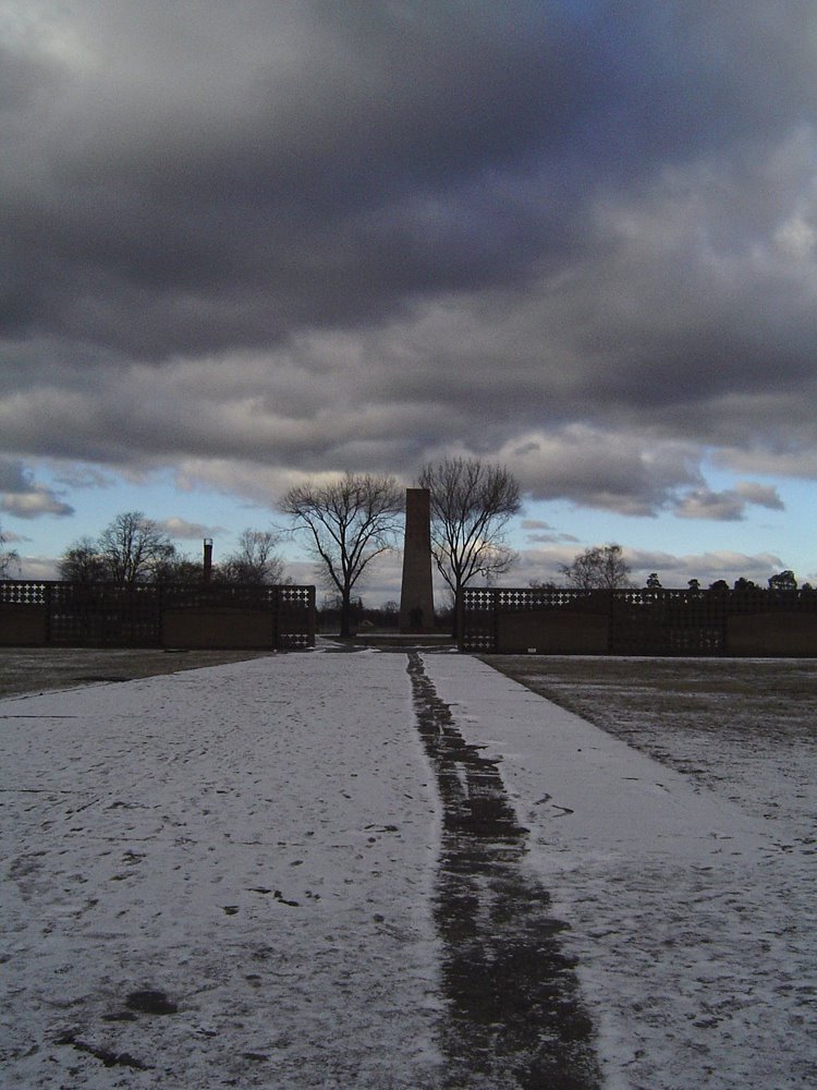 Sachsenhausen, Berlin by Alireza Ajam