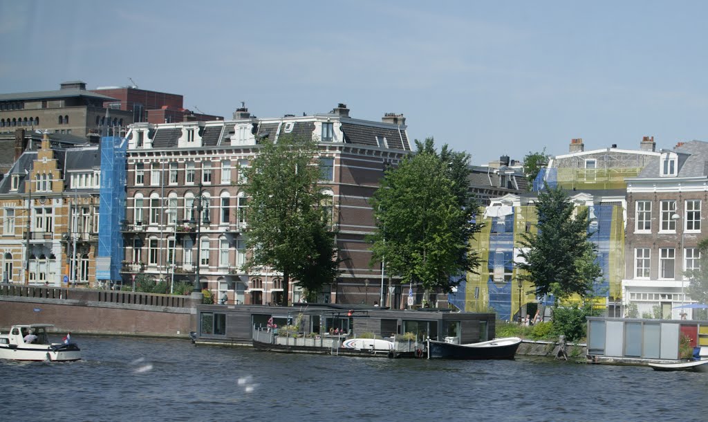 Amsterdam IJsselbuurt Nederlands by Abraham Danot