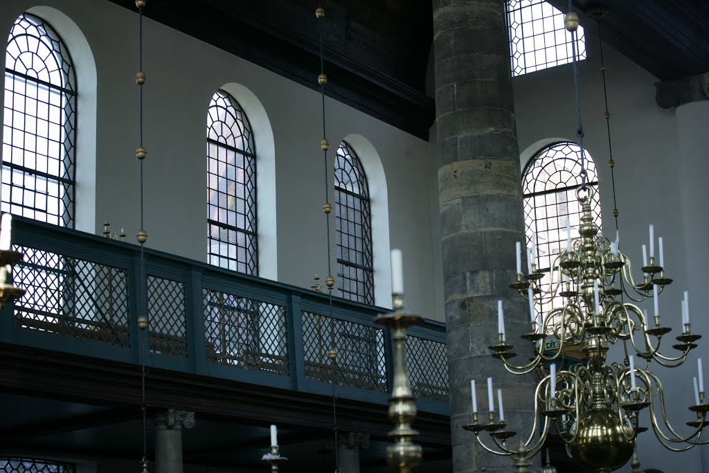 Synagogue in Amsterdam by Abraham Danot