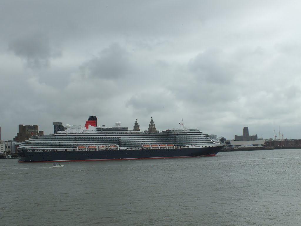 Queen Victoria, Cunard’s Liverpool Waterfront Celebration 2015, River Mersey, UK by AnandLeo