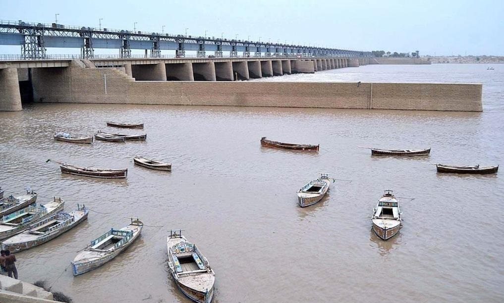 Kotri Barrage by Ilyas Ansari