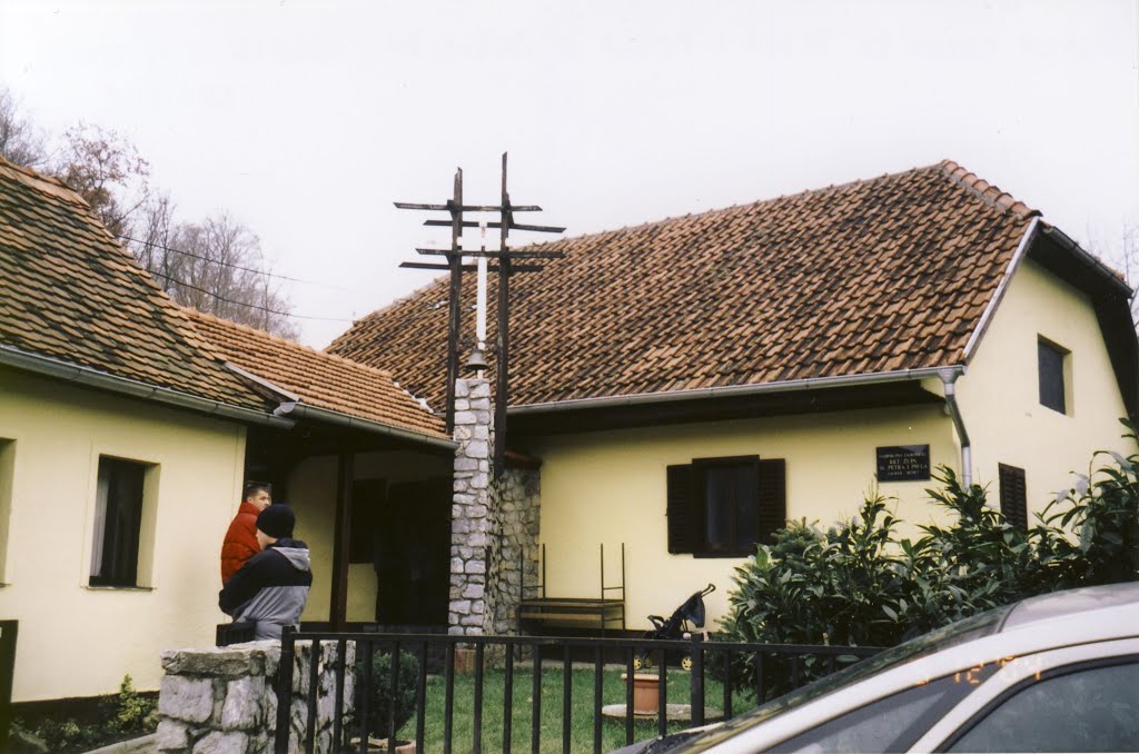 Župna crkva sv. Petra i Pavla, Bešići, Zagreb by Milan Kušnjačić