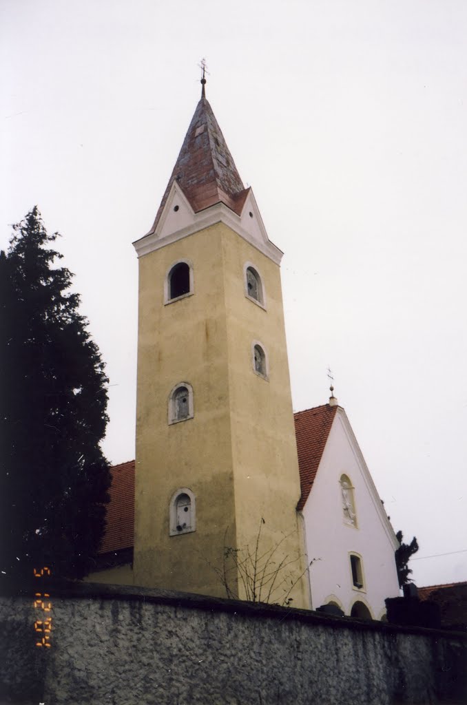 Župna crkva sv. Mihaela, Gračani, Zagreb by Milan Kušnjačić