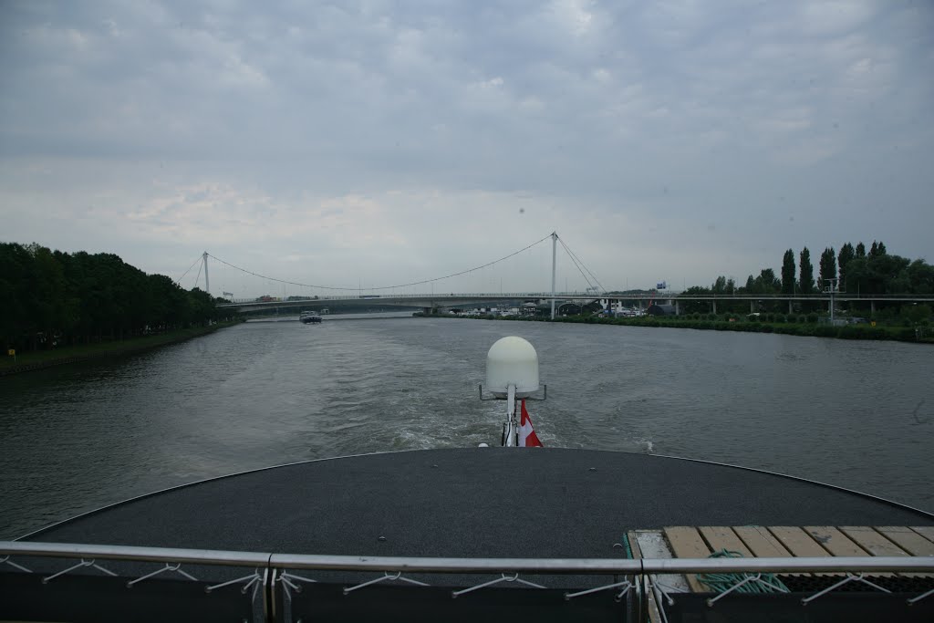 Amsterdam Rijnkanaal by Abraham Danot