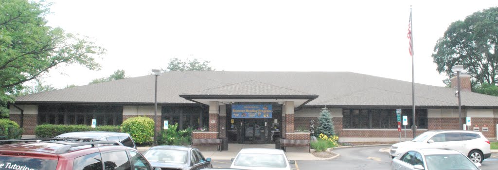 Naper Blvd Library Entrance, Naper Blvd Library, front view by eere226