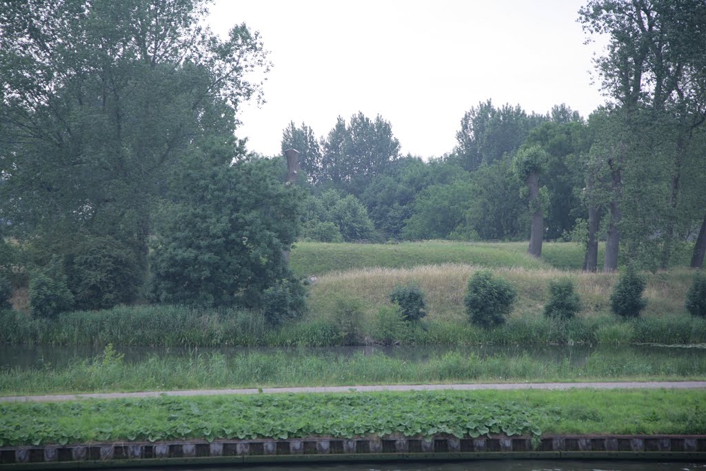 Amsterdam Rijnkanaal, Nigtevecht- Holand by Abraham Danot