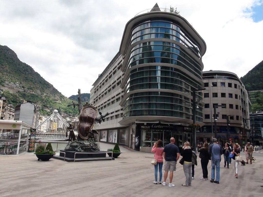 Andorre: Andorre la Vieille - by Gerard vattement