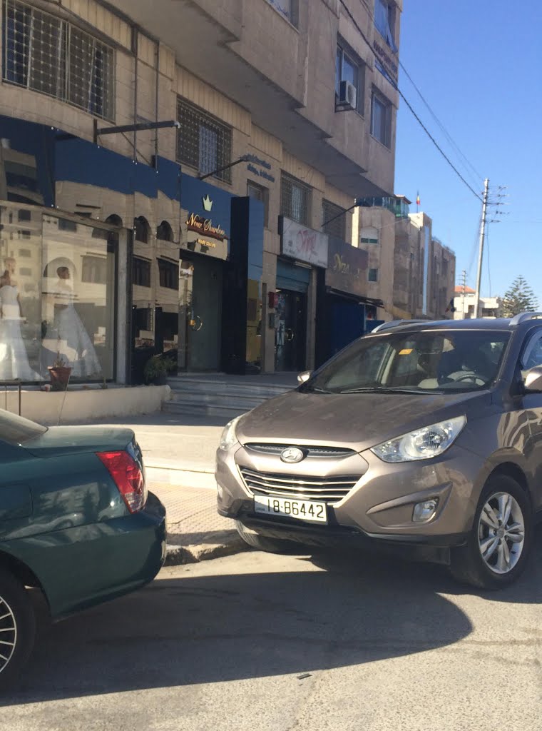 Al Rawabi, Amman, Jordan by Hadi Kazu