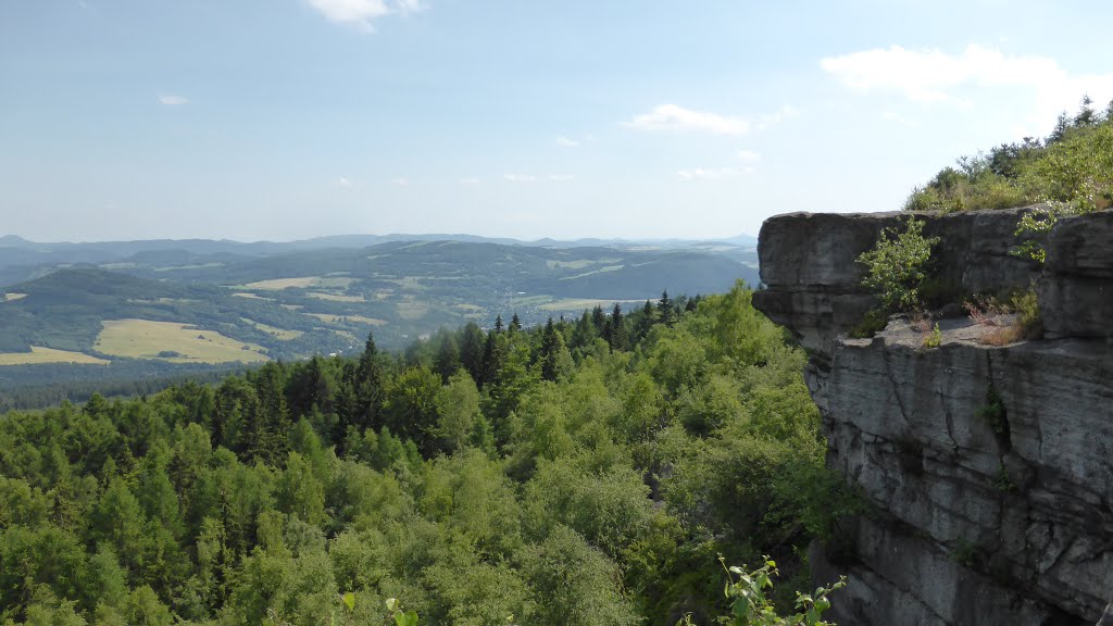 Děčín, Czech Republic by Ray Kl