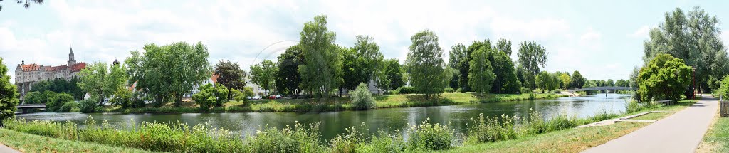 Panorama Sigmaringer Schloss und Donau by H. E.