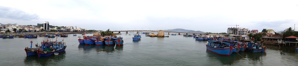 Vĩnh Phước, NHA Trang, Khanh Hoa Province 650000, Vietnam by Steven H. Chen