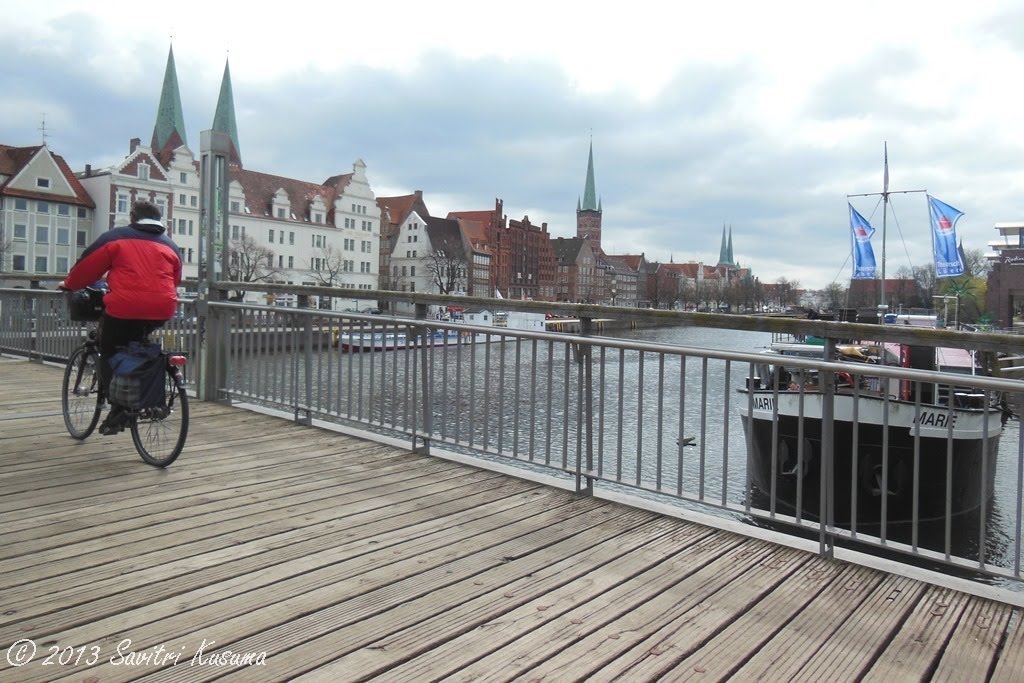 Fußgängerbrücke, Trave - Lübeck, Germany by Savitri Kusuma