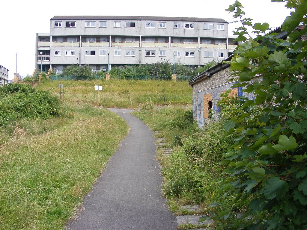 Billybanks, Penarth by PaulF