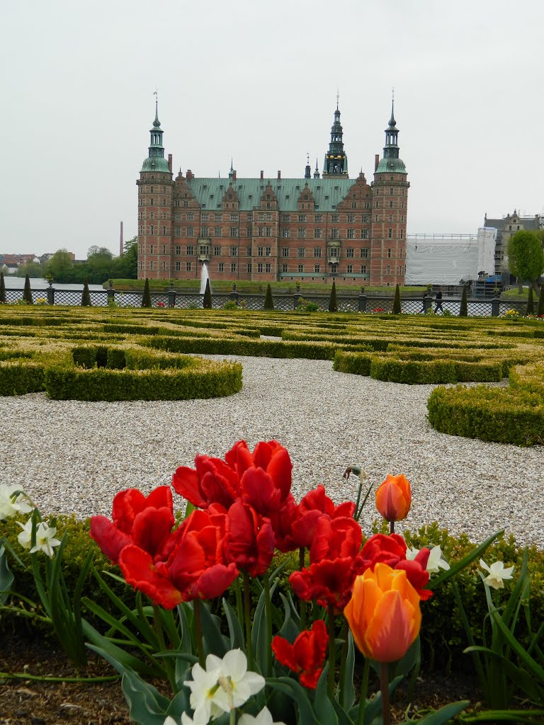 Hillerød, Frederiksborg Palace or Frederiksborg Castle, 1620, .02 by Emel Yamanturk