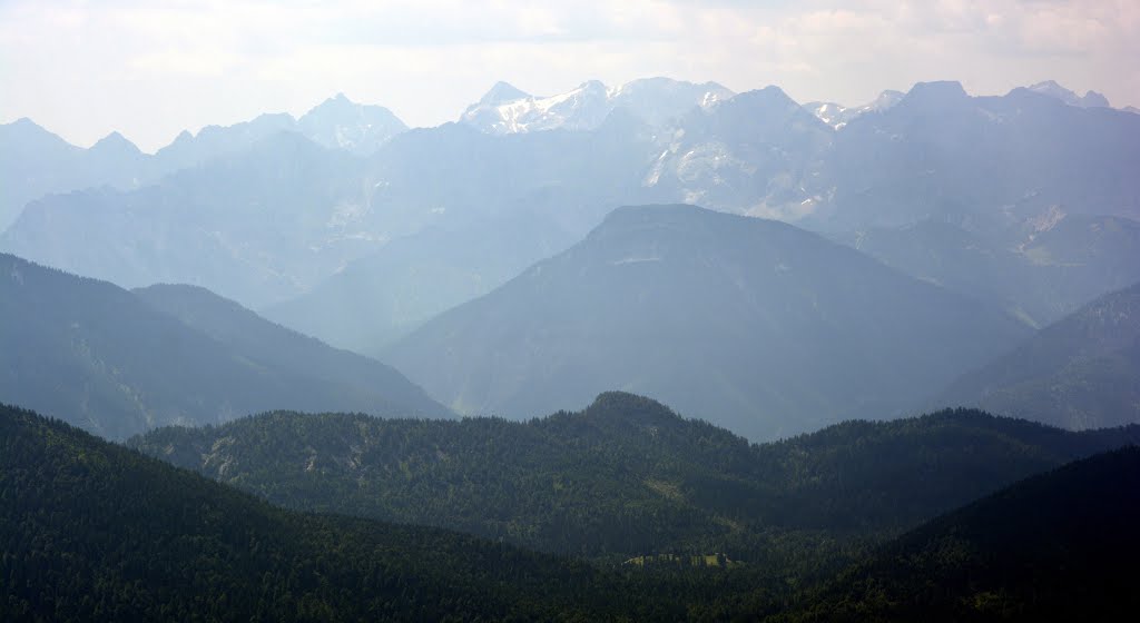 Blick ins Karwendel vom Benediktenwand (1801 m) by Mico Rikic (MicoRS)