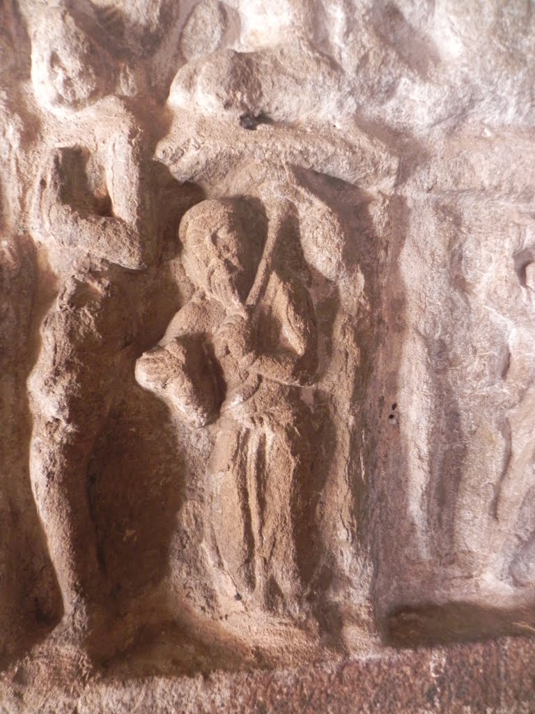 RELIEF OF CHINESE VISITOR, VAIKUNDA PERUMAL TEMPLE, KANCHIPURAM by ALENDE DEVASIA