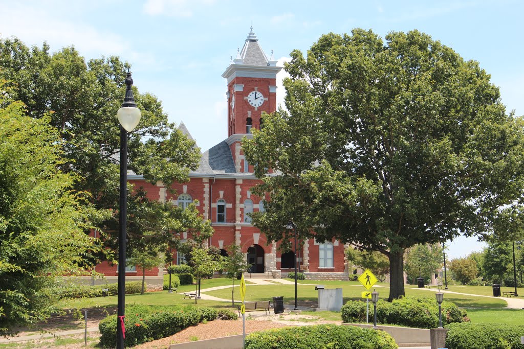 Clayton County Courthouse by Thomson M