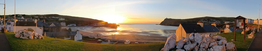 Sunset Port Erin, Isle of Man by Alda230