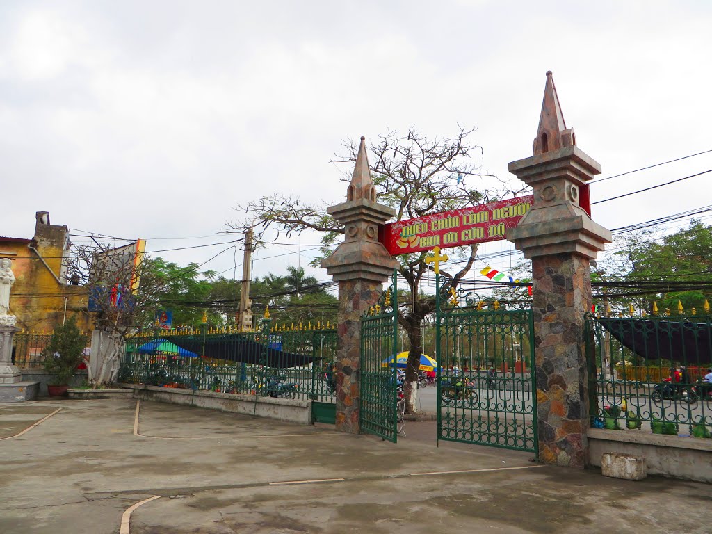 Lạch Tray, Ngô Quyền, Hải Phòng, Vietnam by Dần Lê