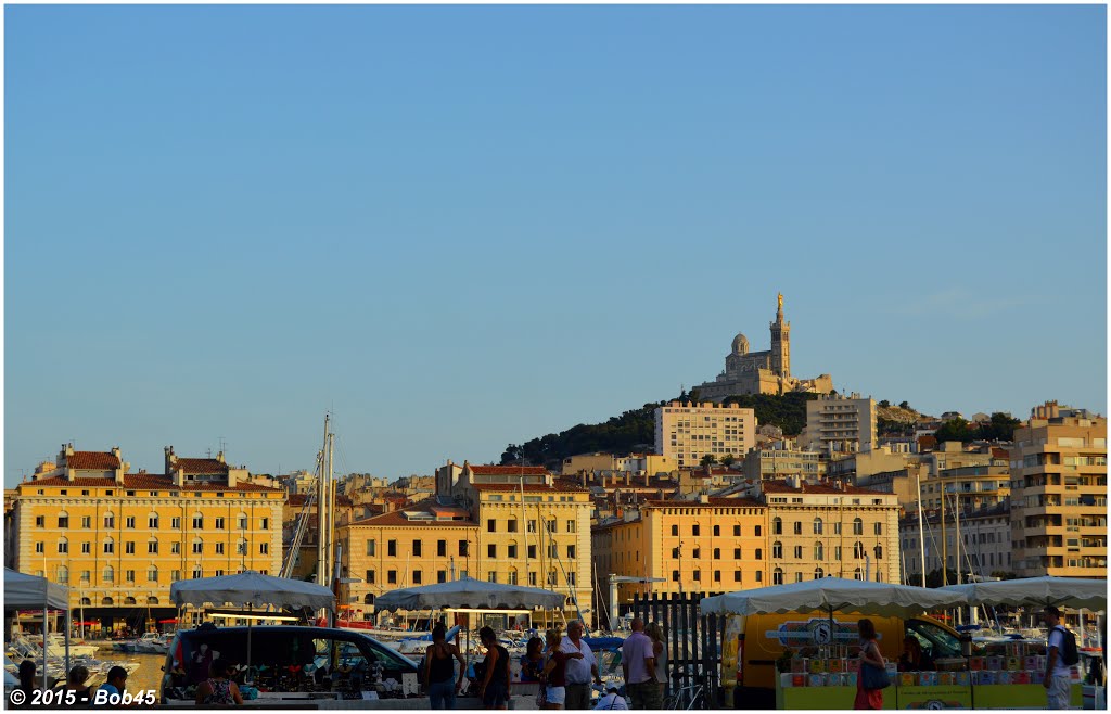 Marseille - Vue sur la cathédrale Notre Dame de la Garde depuis le vieux port by Bob45thechocobo