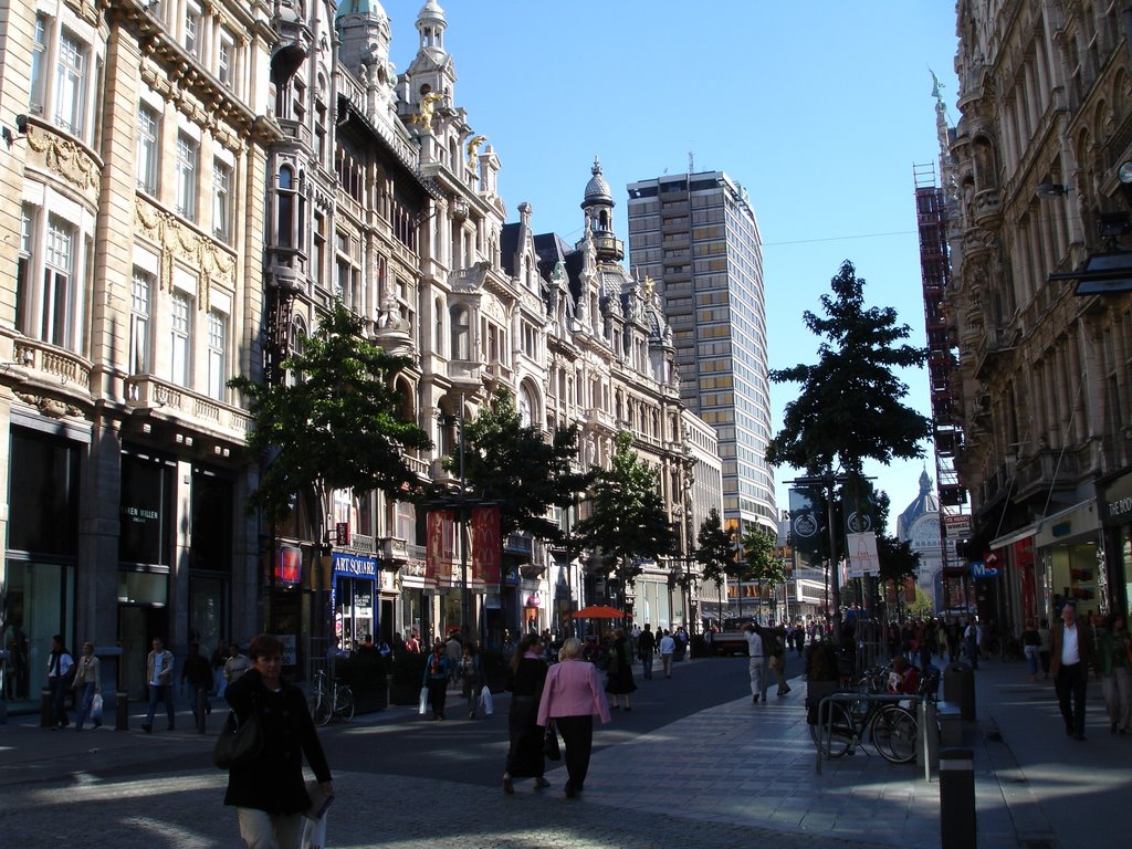 Leysstraat Antwerpen, 09/2005 by André Friebel